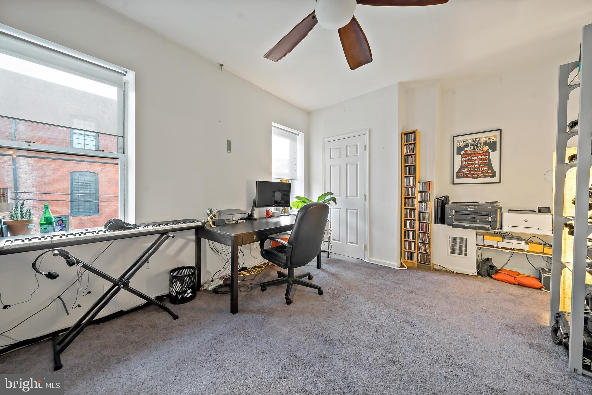 W Oxford St, Philadelphia, PA 19122