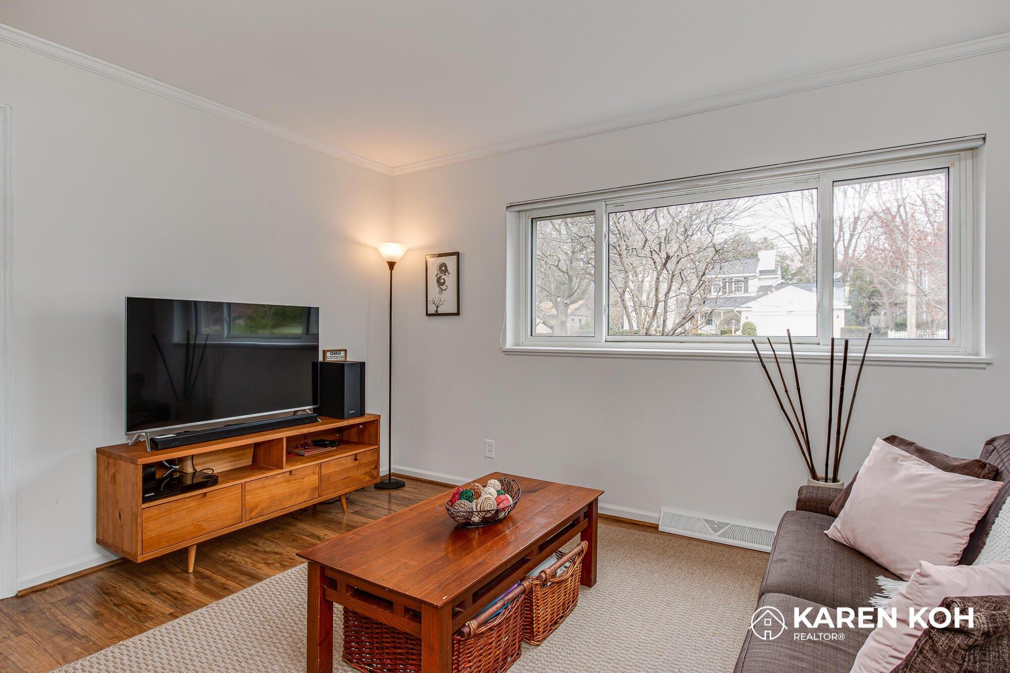 Elmwood Dr Se, Grand Rapids, MI 49506