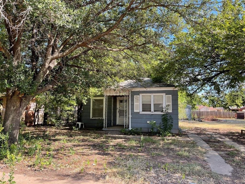 N 8th St, Wichita Falls, TX 76306