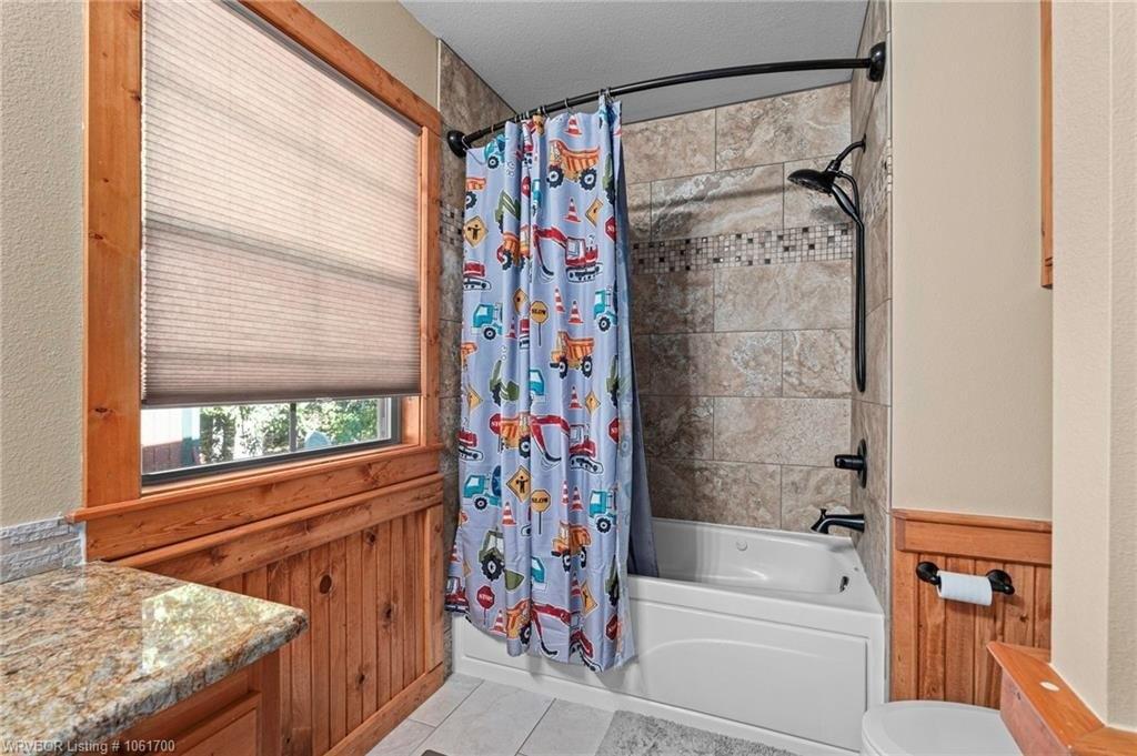 Lakeside Dr, Greenwood, AR 72936