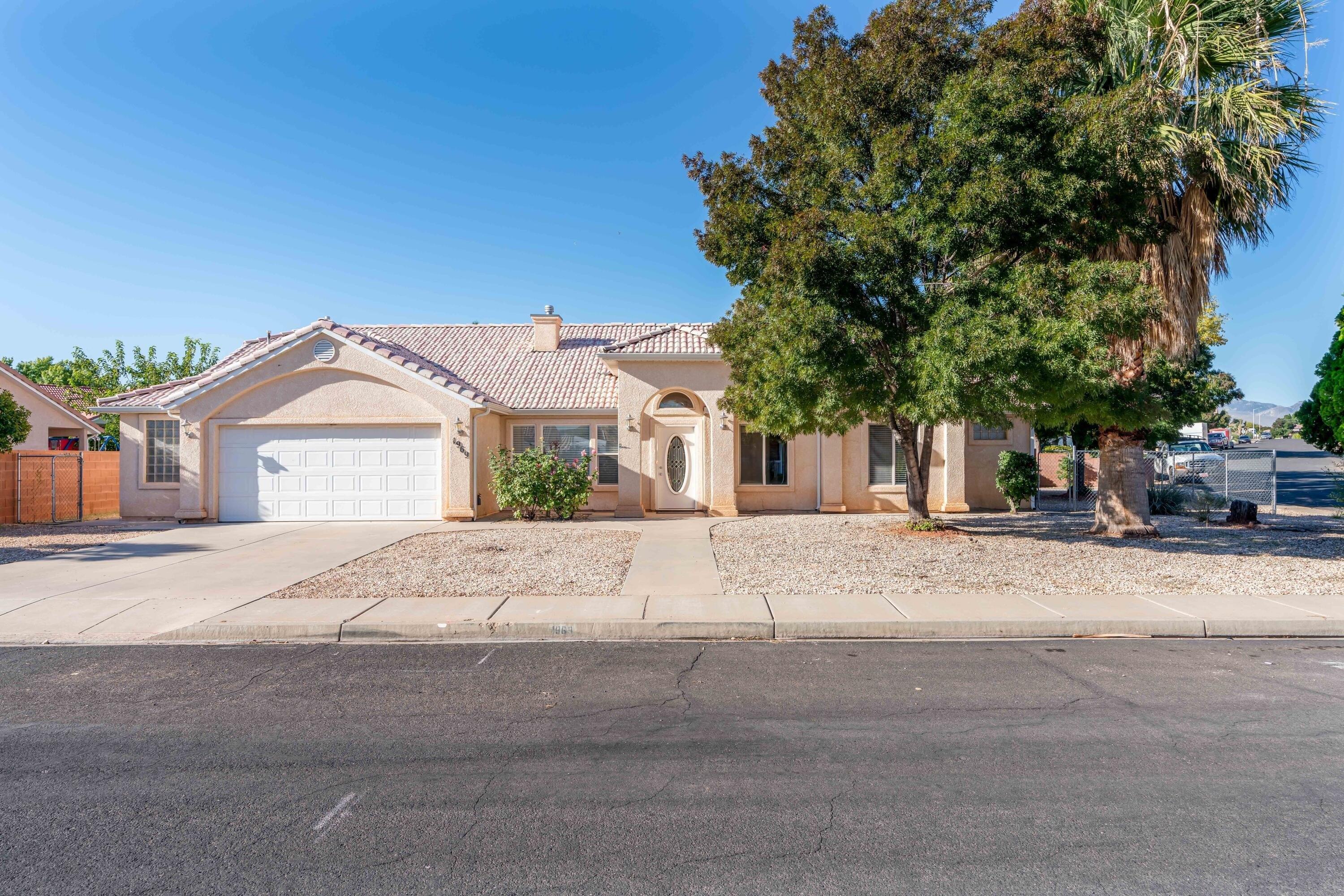 Sagebrush Dr, Santa Clara, UT 84765
