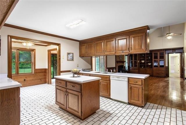 New Farrington Ct, Glen Allen, VA 23059
