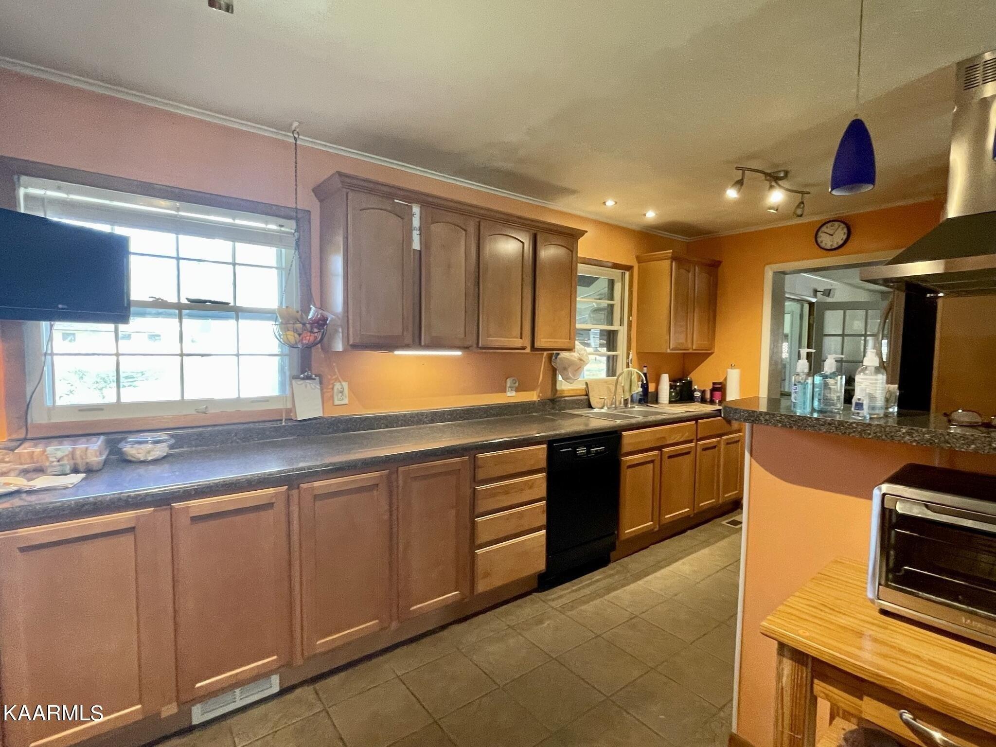 Waco Rd, Knoxville, TN 37919
