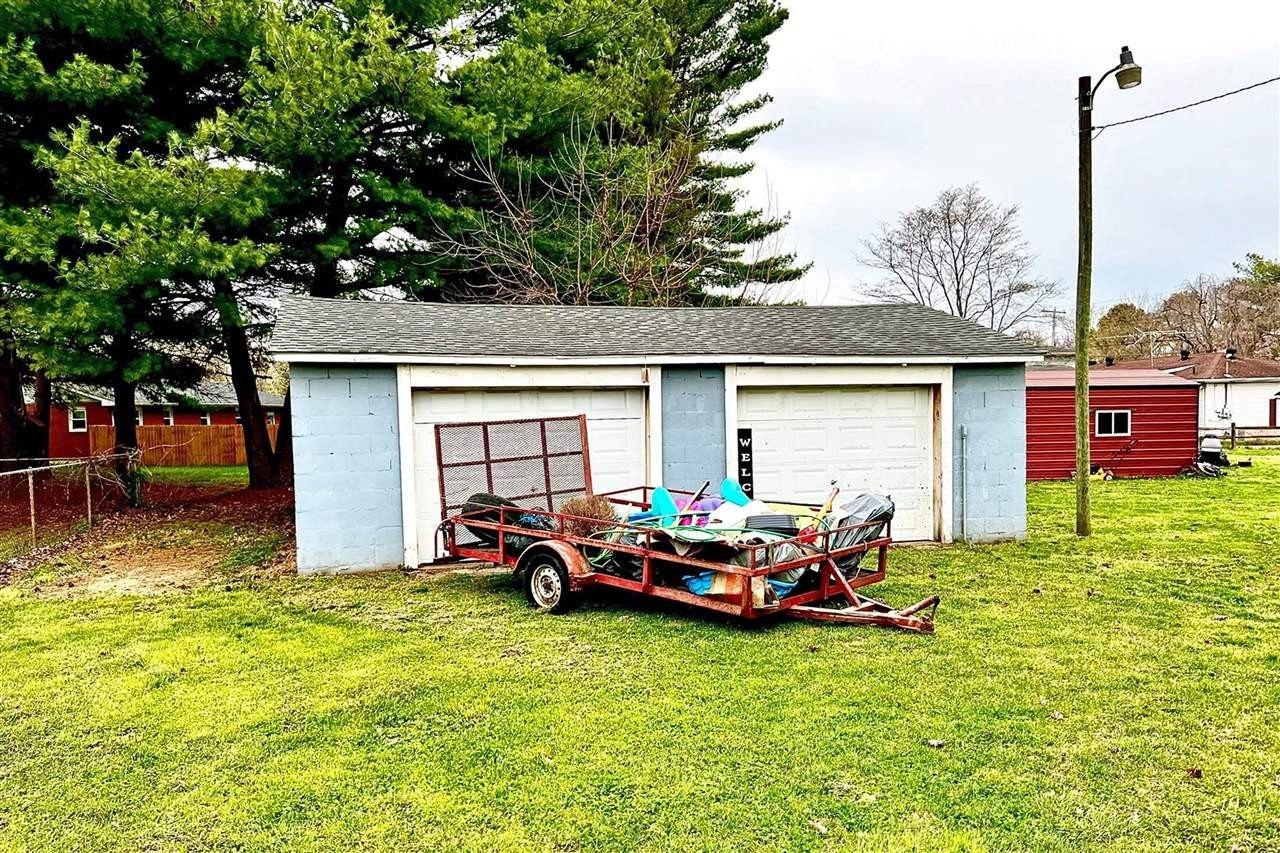 Robey St, Franklin, KY 42134