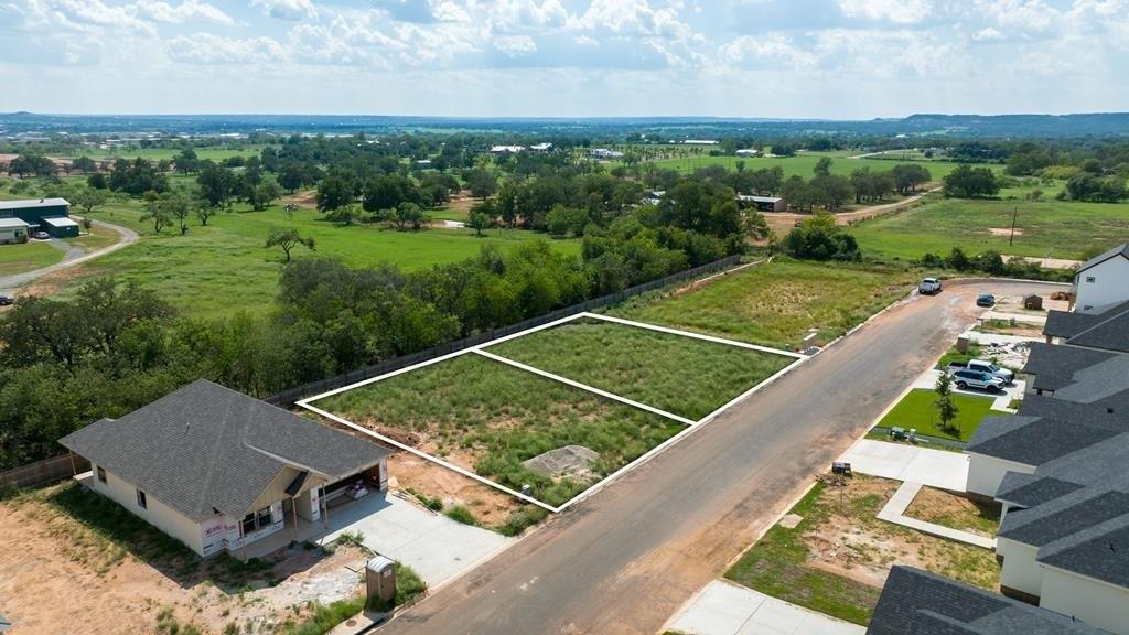 Parlin Ln, Fredericksburg, TX 78624