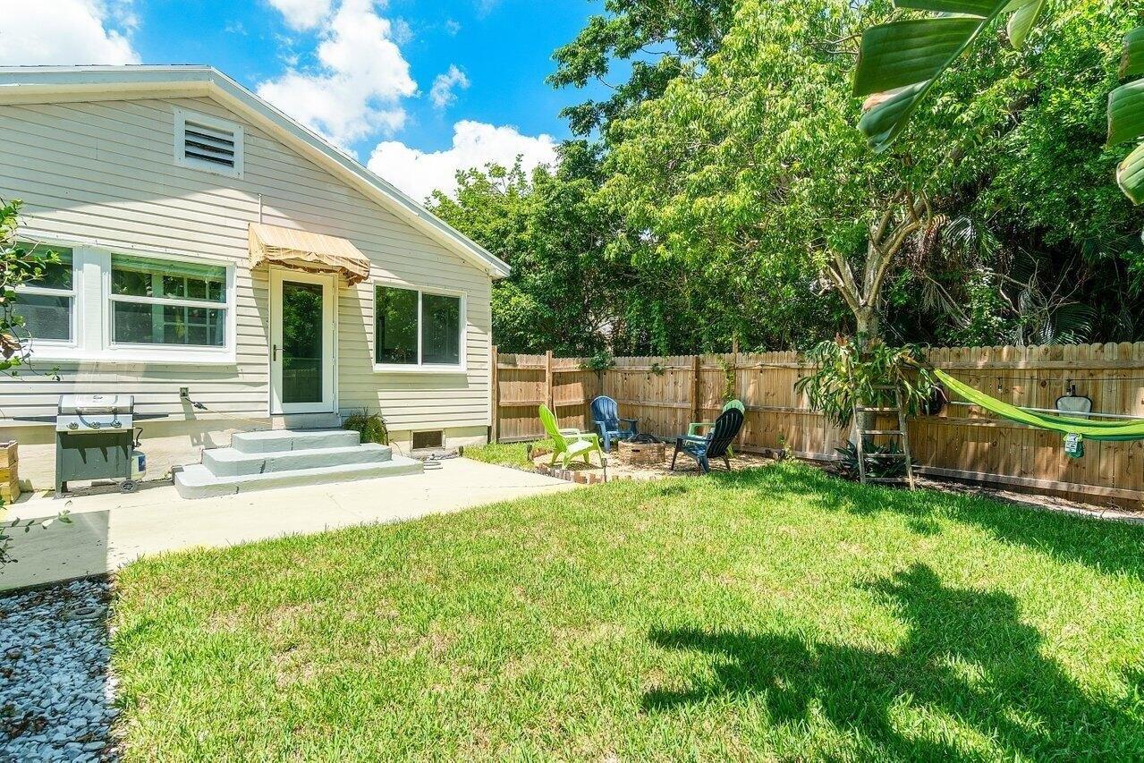 N Ocean Breeze, Lake Worth, FL 33460