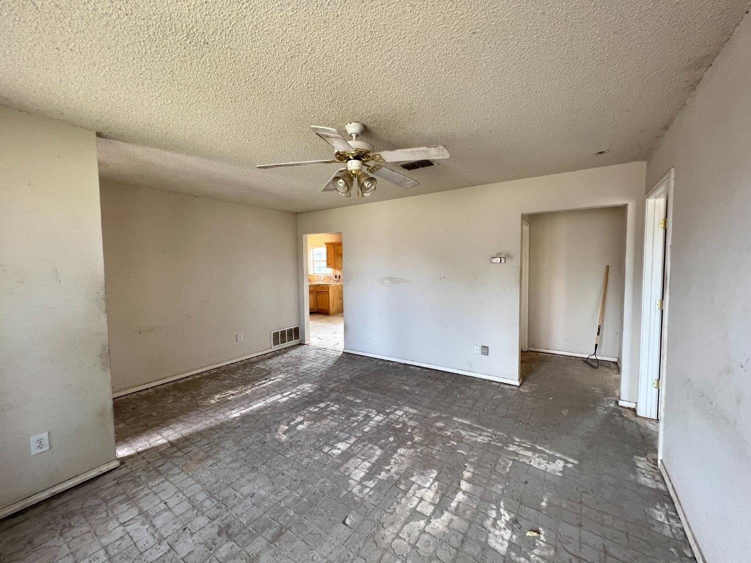 77th St, Lubbock, TX 79423