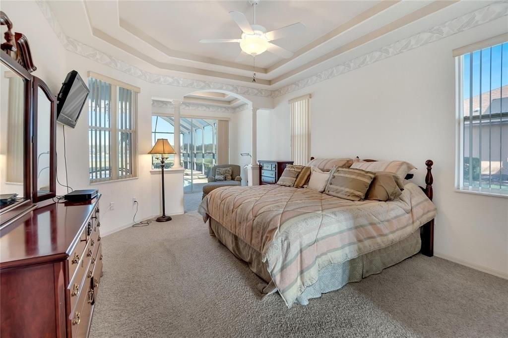 Sutton Woods Dr, Plant City, FL 33566