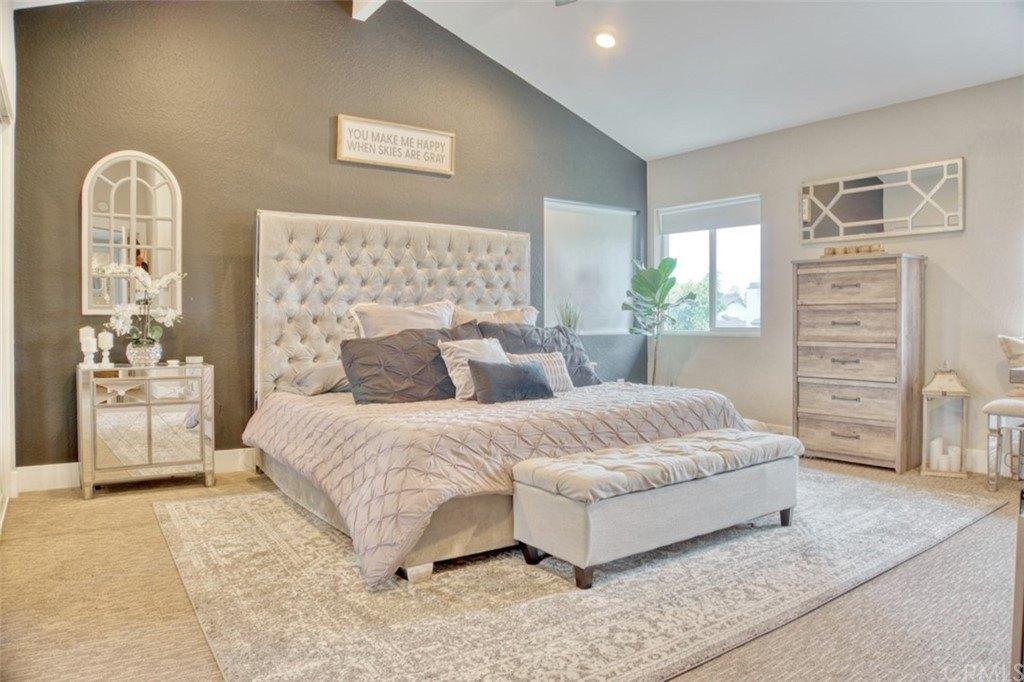 Saratoga Ave, Placentia, CA 92870