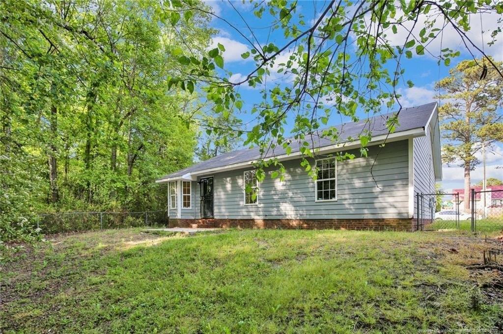 Bailey Lake Rd, Fayetteville, NC 28304