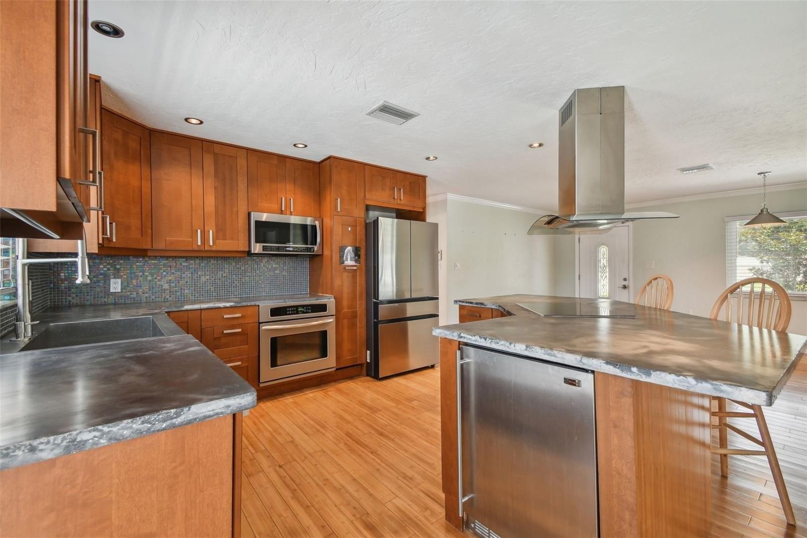 37th St E, Bradenton, FL 34203