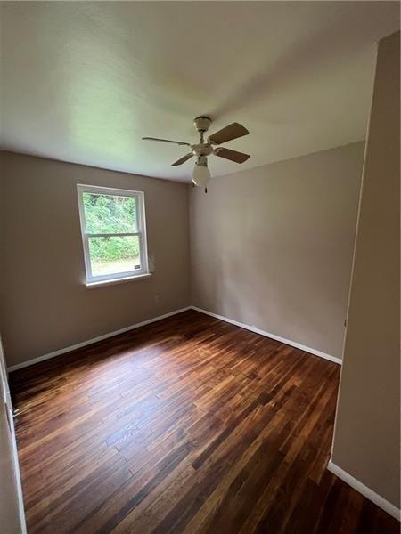 Lee Dr, Pittsburgh, PA 15235