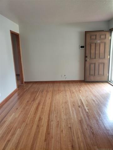 W 49th St, Tulsa, OK 74107