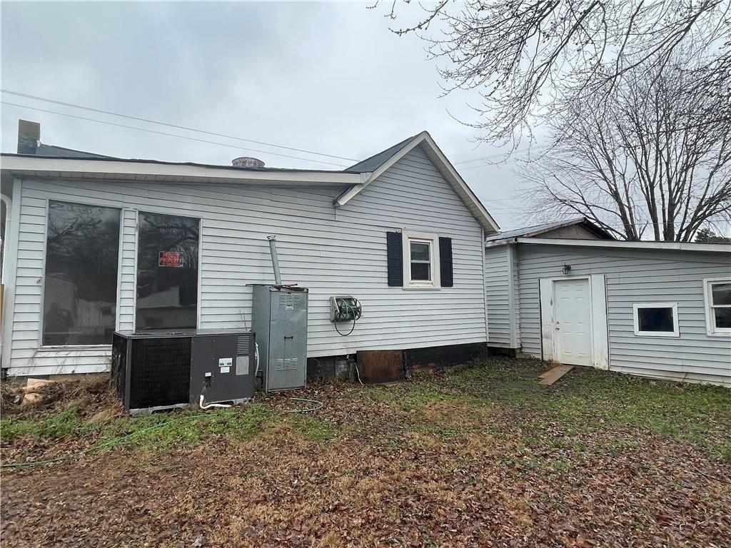 Carolina Rd, Burlington, NC 27217