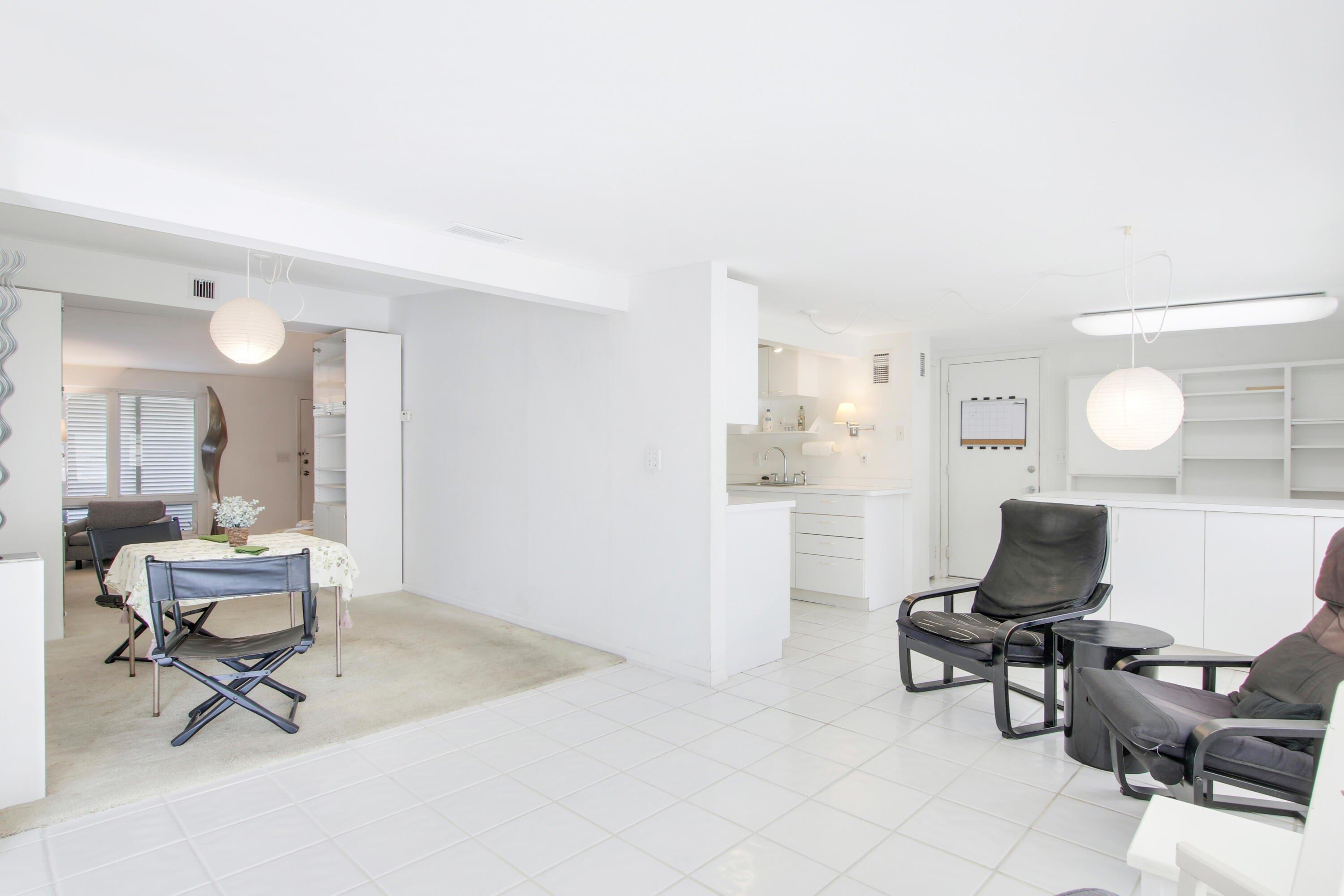 Eastwind Dr, N Palm Beach, FL 33408