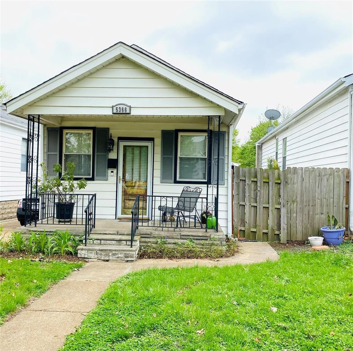 Magnolia Ave, Saint Louis, MO 63139
