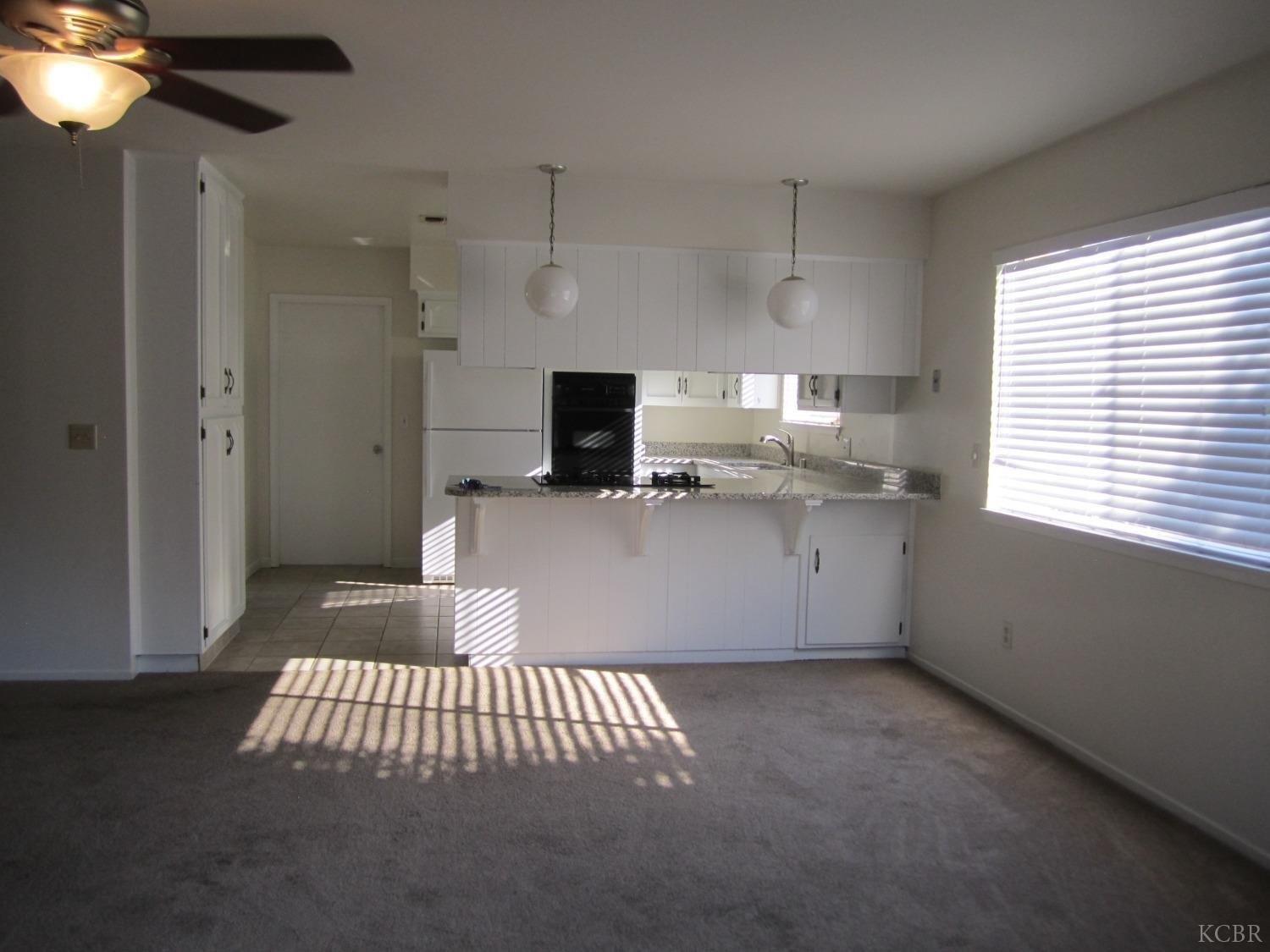 E Hazelwood Dr, Lemoore, CA 93245
