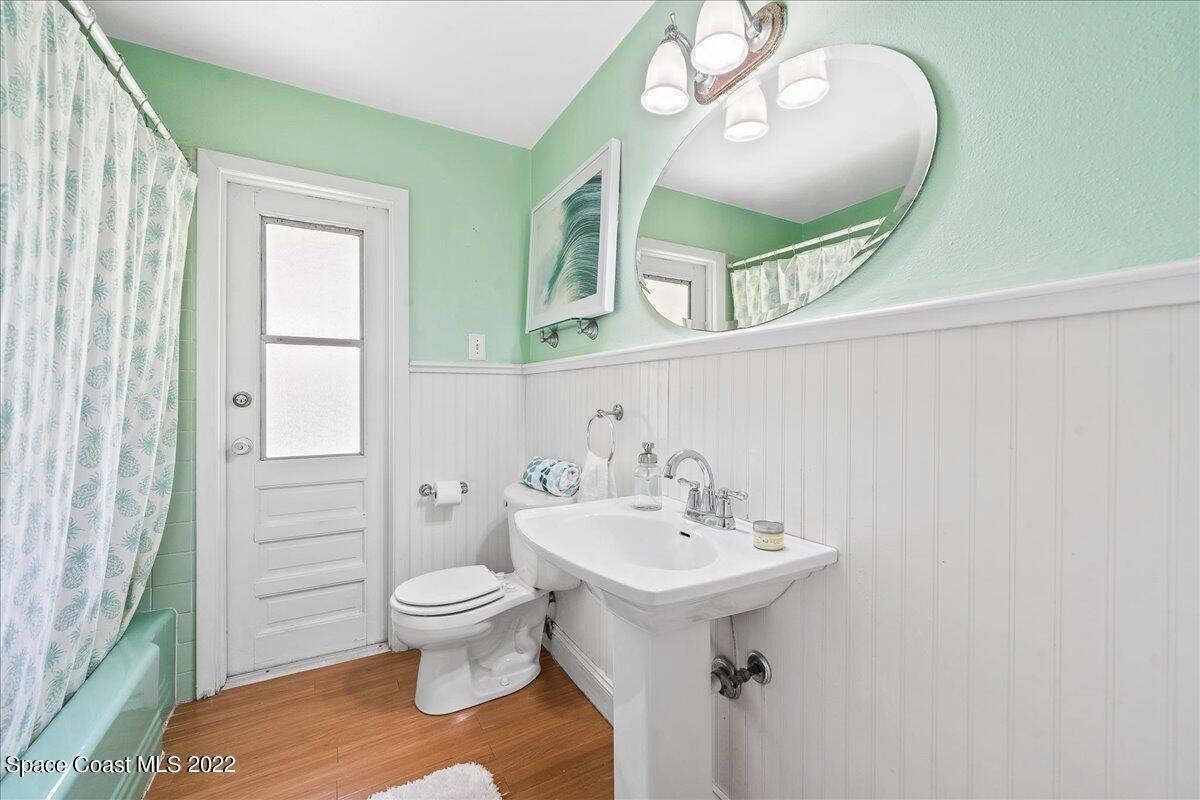 Cocoa Ave, Indialantic, FL 32903