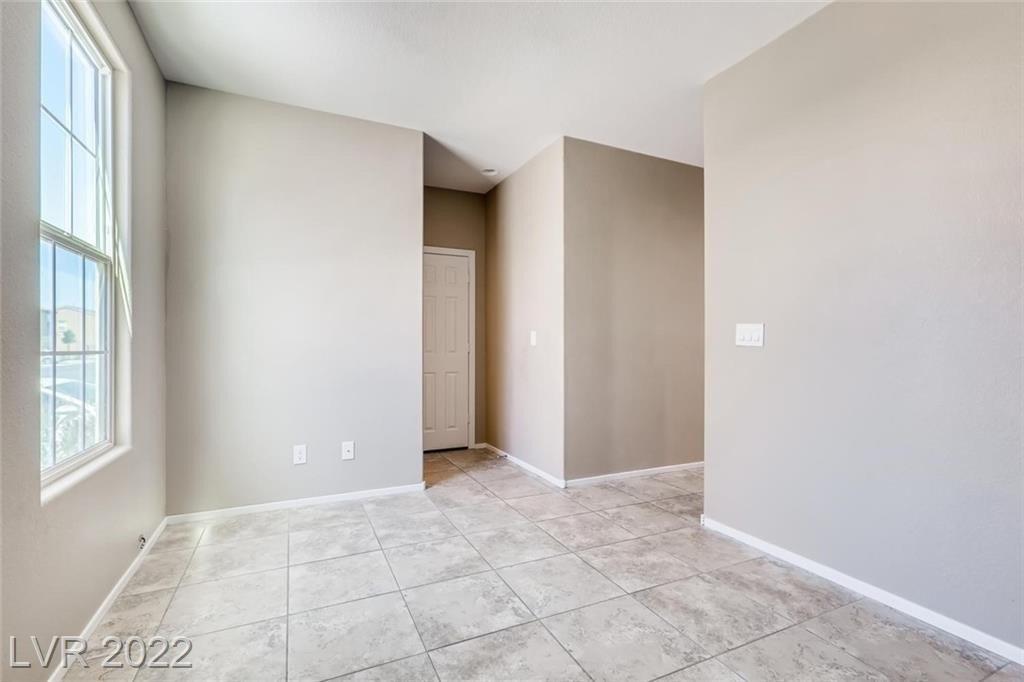 Lime Straight Dr, Las Vegas, NV 89115