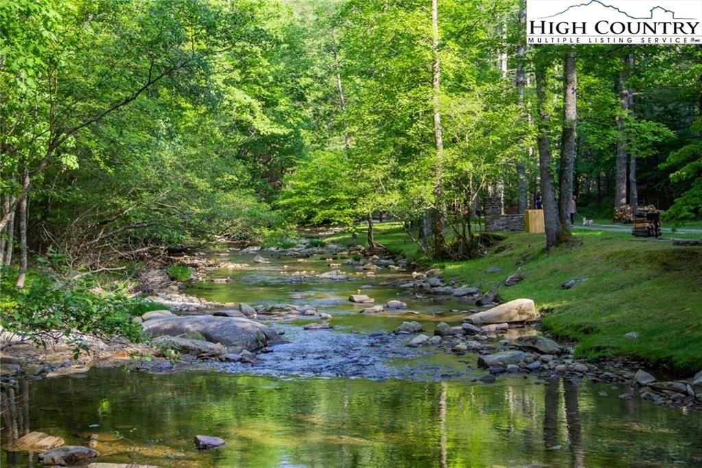 Horse Shoe Ridge Rd E, Deep Gap, NC 28618