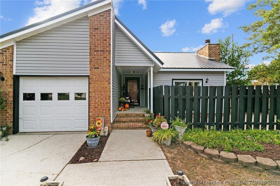 Bolt Dr, Hope Mills, NC 28348