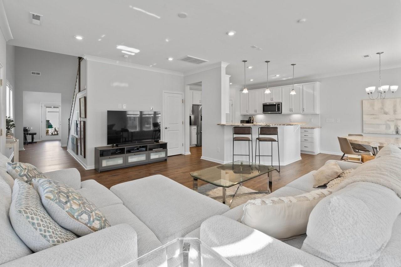 Clarabelle Dr, Charlotte, NC 28273