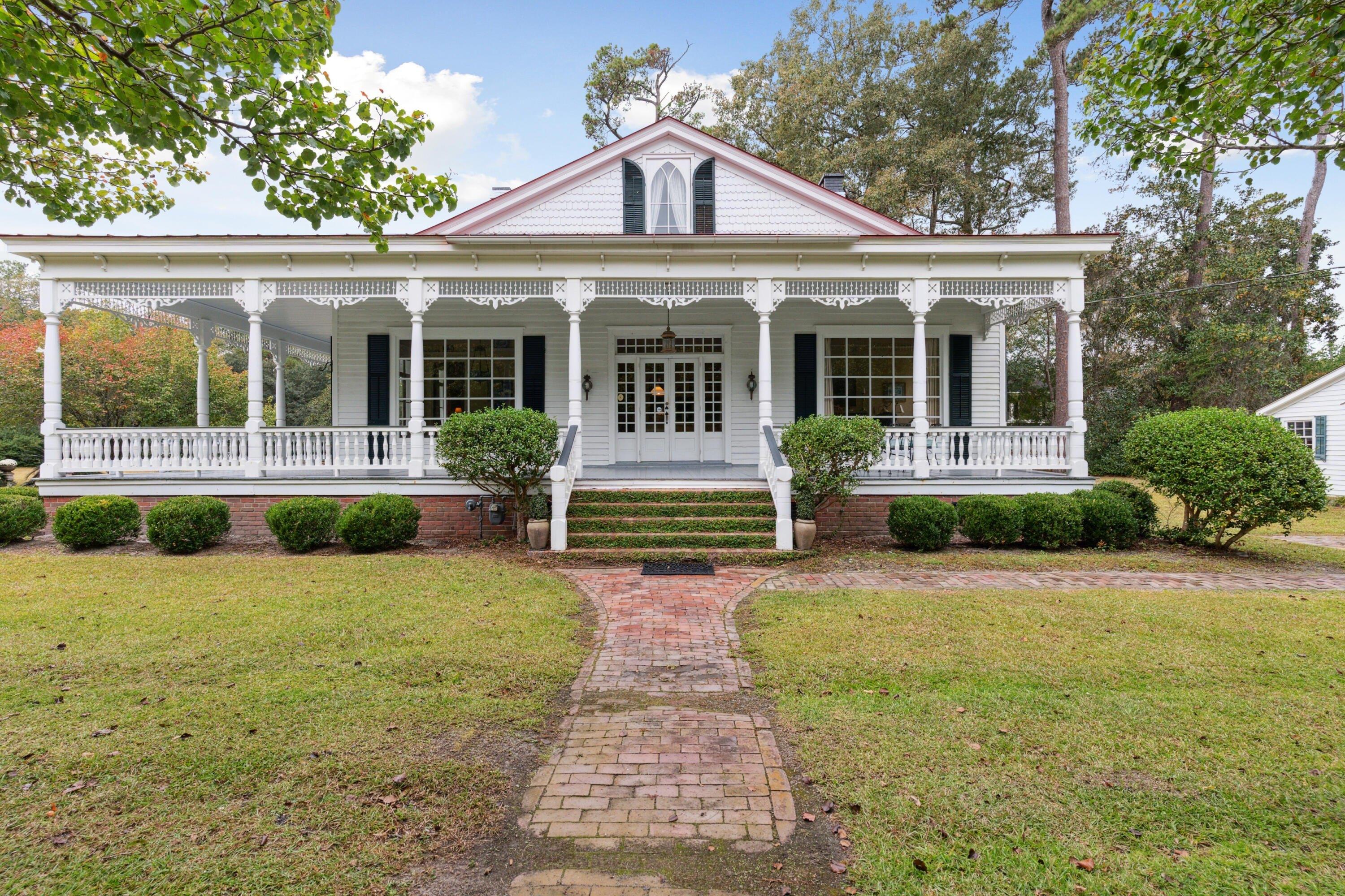 Marion Ave, Summerville, SC 29483
