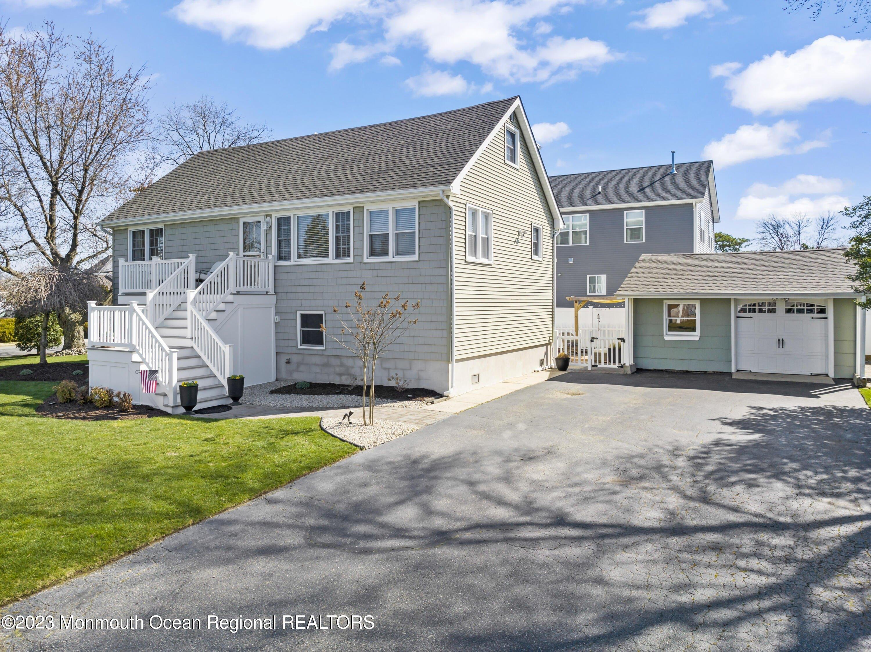 Sand Creek Ln, Toms River, NJ 08753