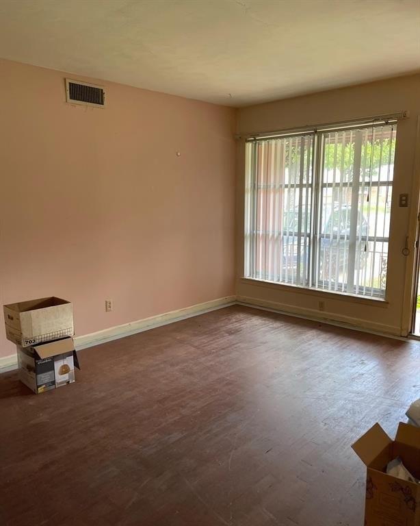 Rustown Dr, Dallas, TX 75228