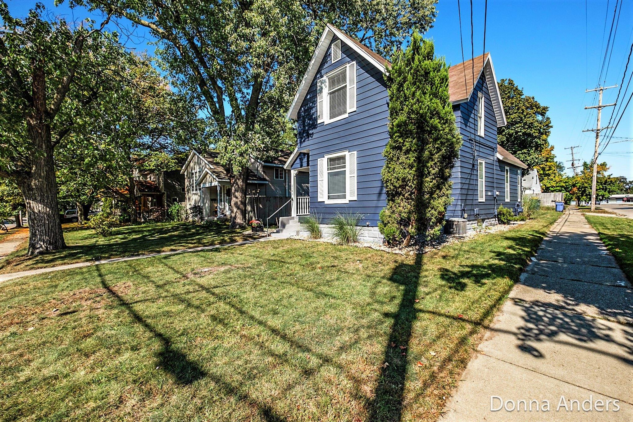 Hazen St Se, Grand Rapids, MI 49507