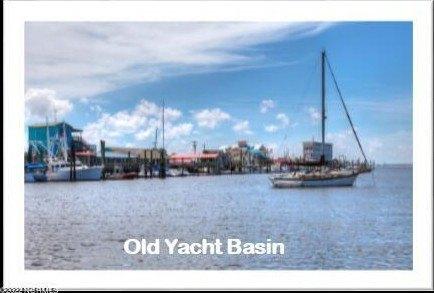 Willis Dr, Southport, NC 28461