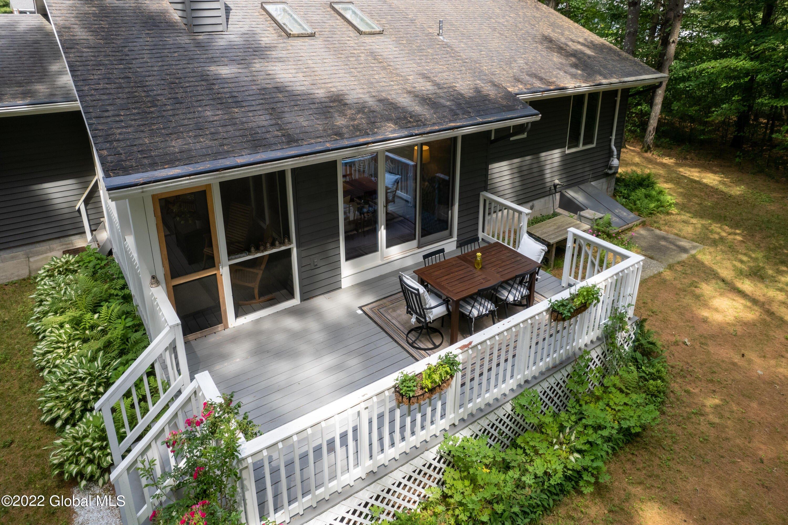 Foxhound Run, Saratoga Springs, NY 12866