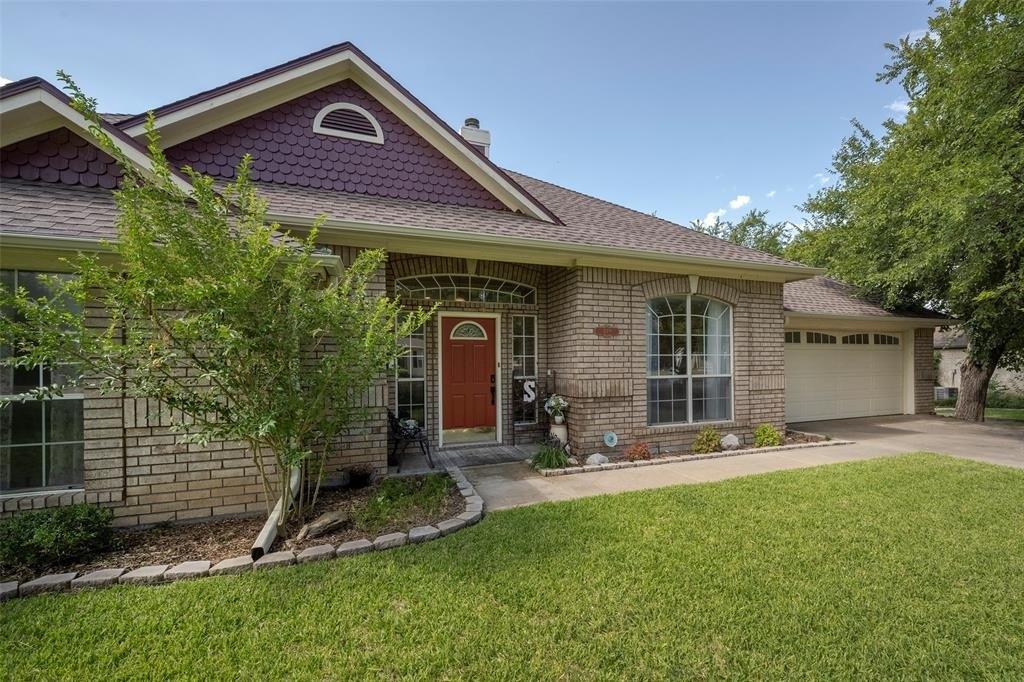 Norton St, Weatherford, TX 76086