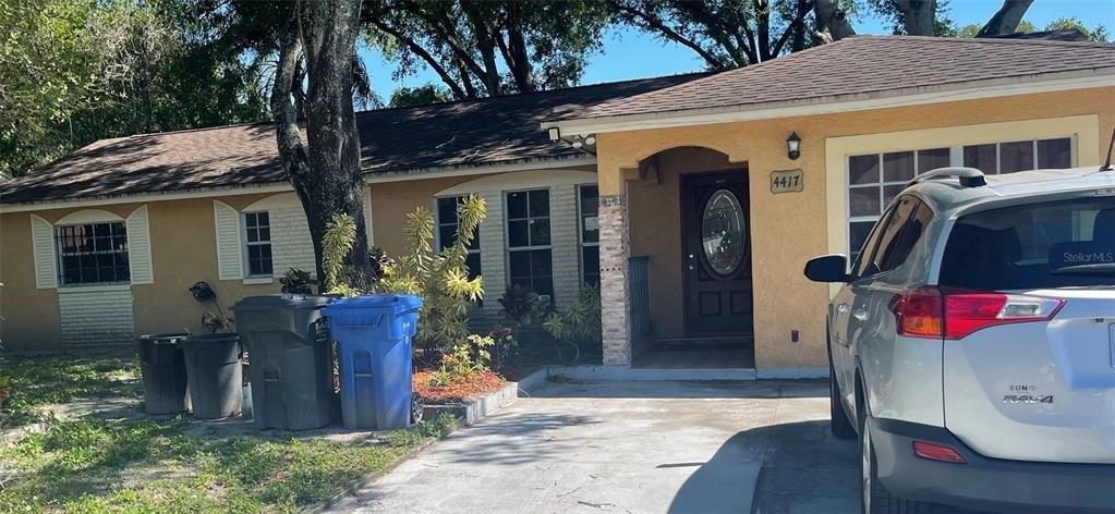 Tuna Dr, Tampa, FL 33617
