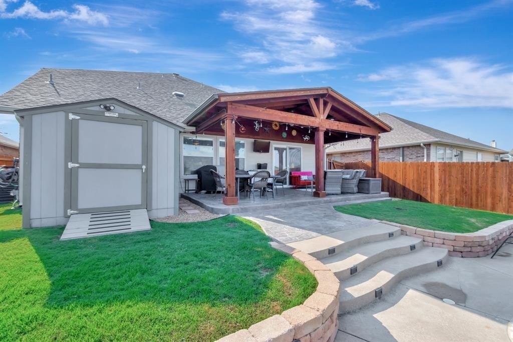 Mourning Dove Ln, Fort Worth, TX 76244