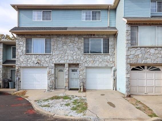 Temple Ct, Staten Island, NY 10314