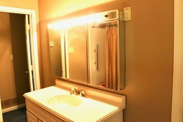 Shady Ln Nw, Kennesaw, GA 30152