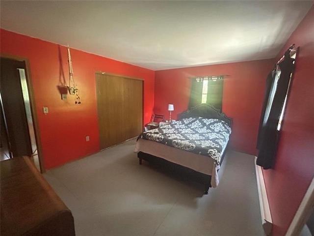 Frutchey Ct, Mount Bethel, PA 18343