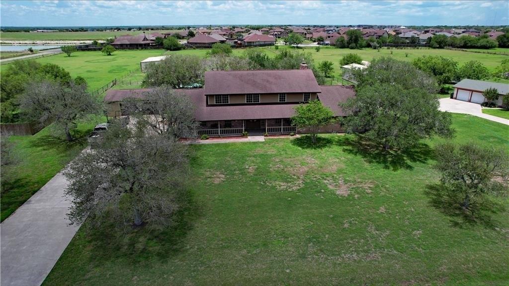 W Barber Ln, Robstown, TX 78380