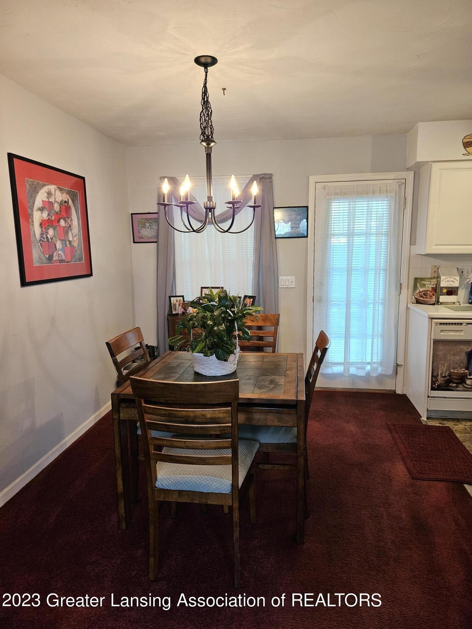 Beechfield Dr, Lansing, MI 48911
