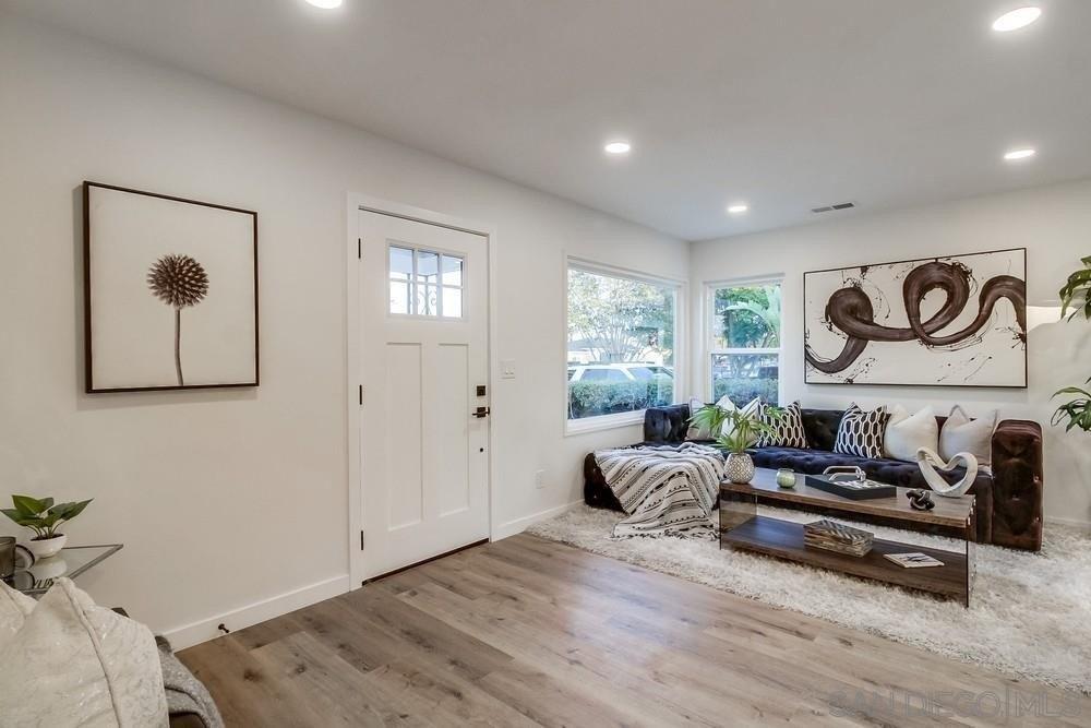 Charles St, La Mesa, CA 91941