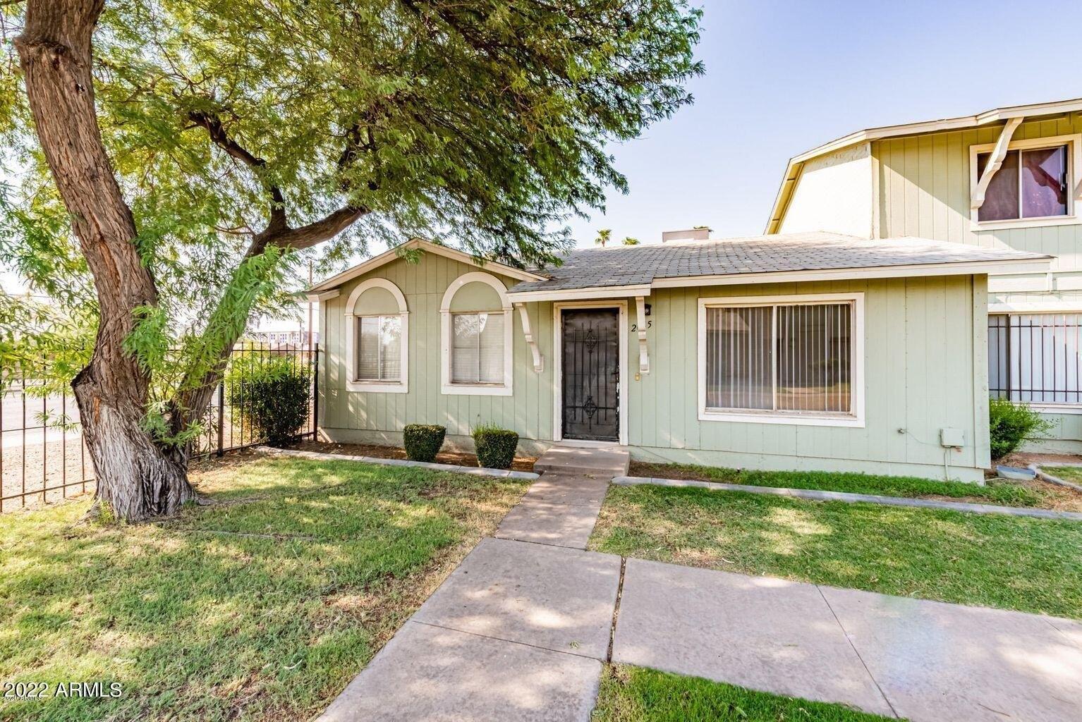 W Wolf St, Phoenix, AZ 85017