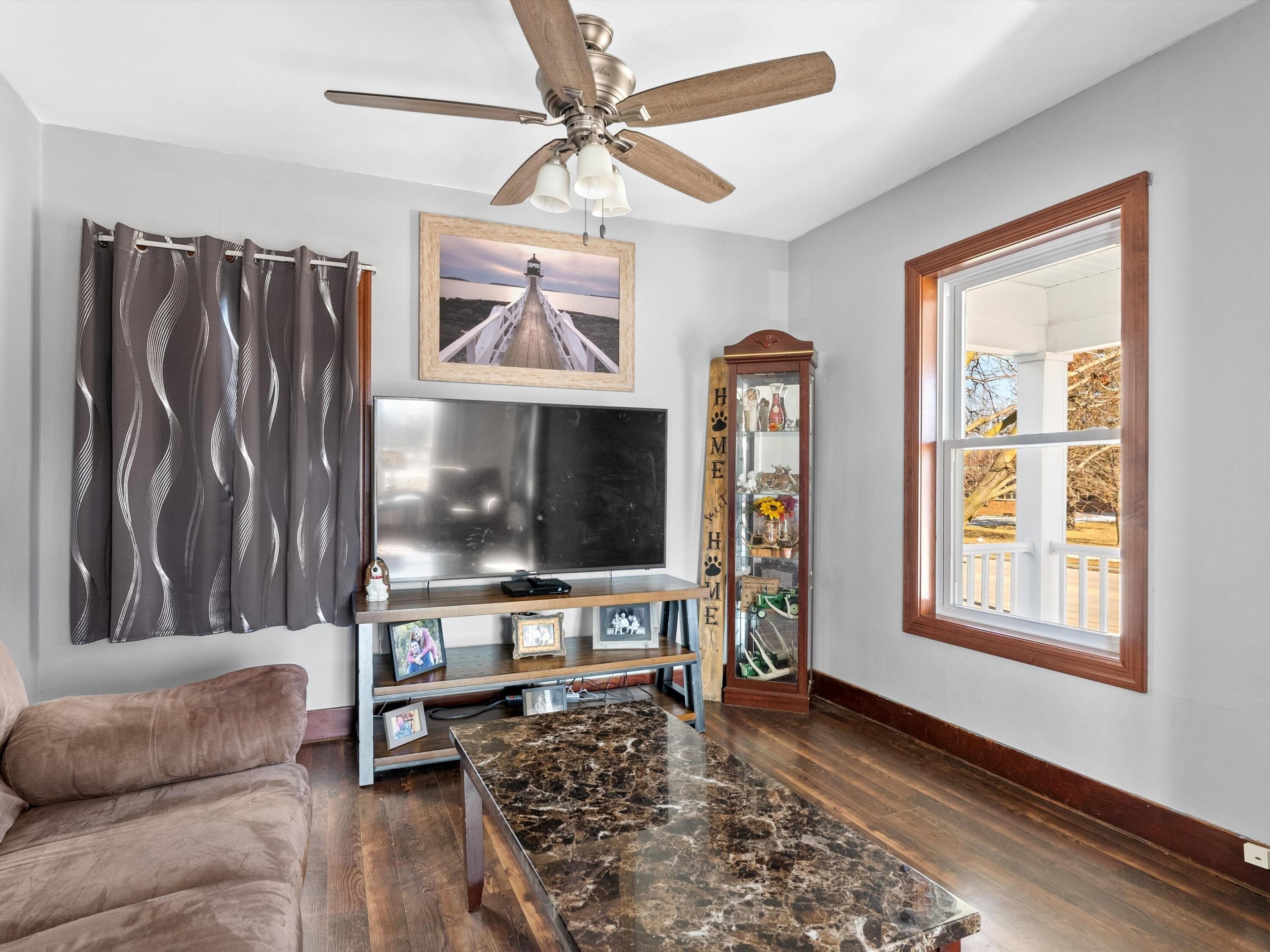 N 18th St, Manitowoc, WI 54220