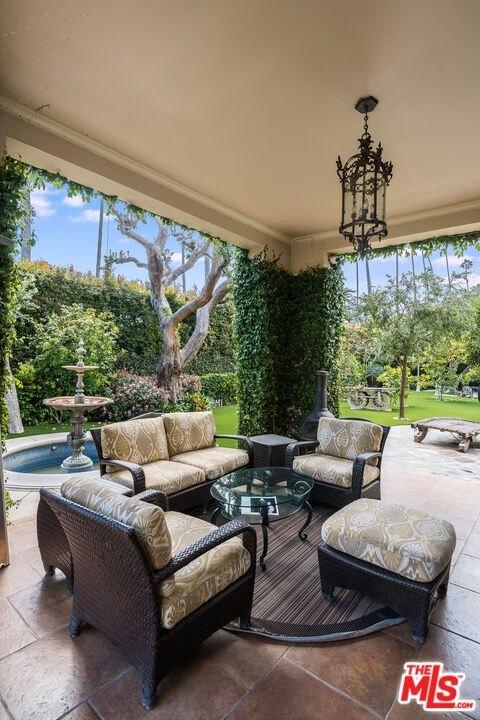 Lorraine Blvd, Los Angeles, CA 90020