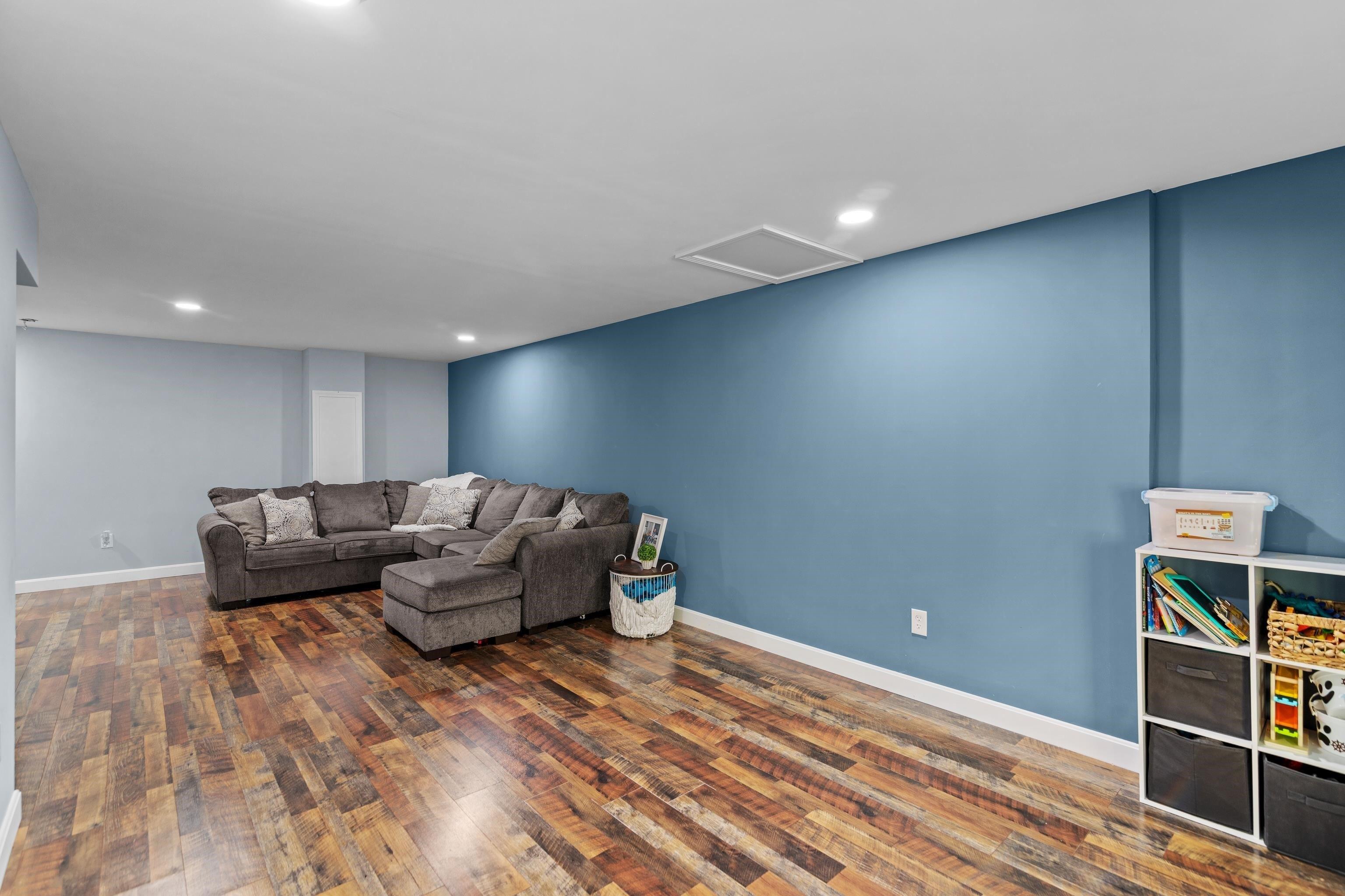 Dicandra Dr, Bow, NH 03304