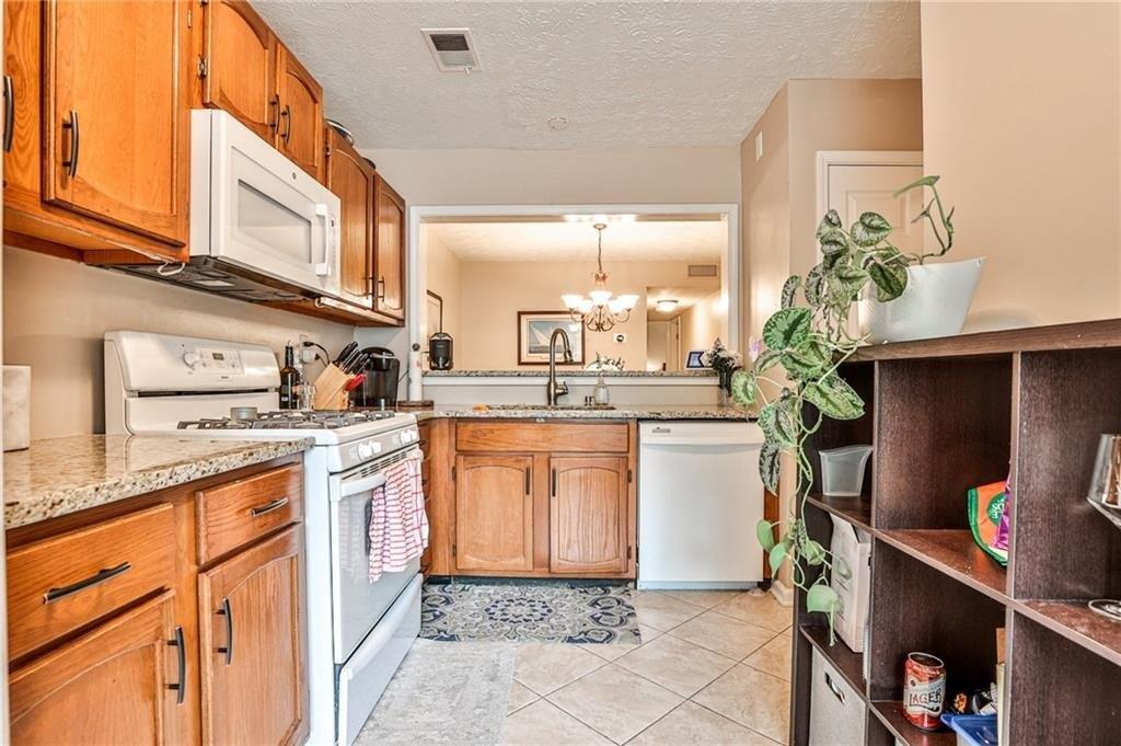 Weatherstone Dr Ne, Atlanta, GA 30324