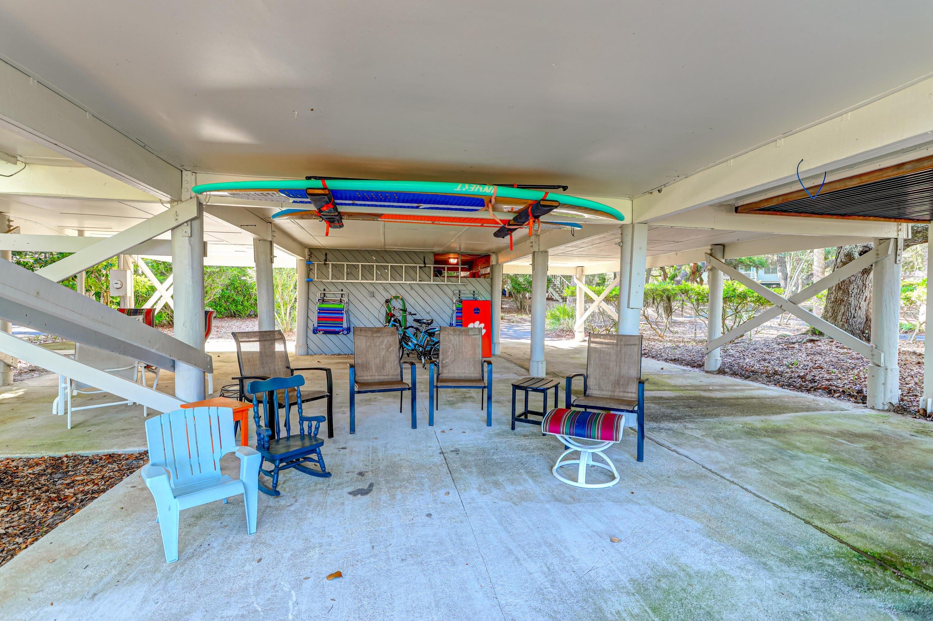 Cobby Creek Ln, Johns Island, SC 29455