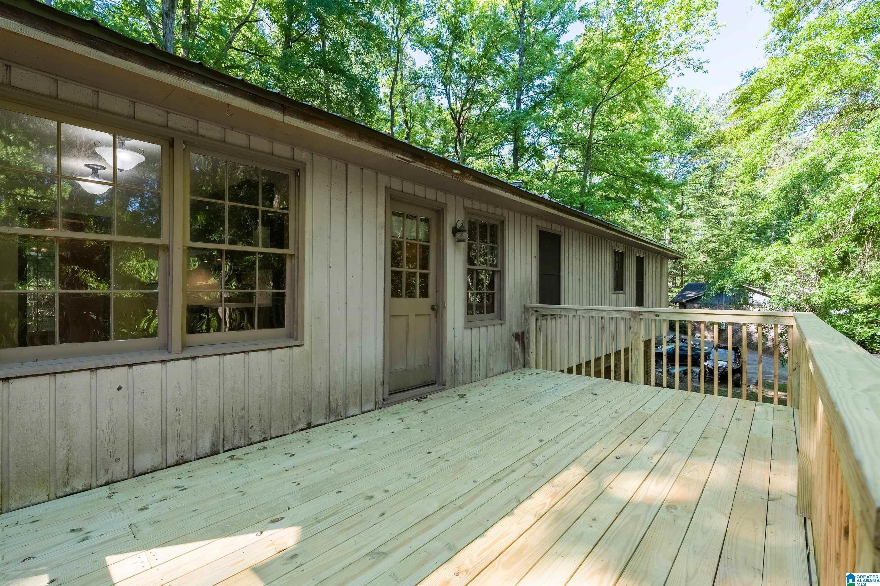 Lake Park Cir, Birmingham, AL 35242