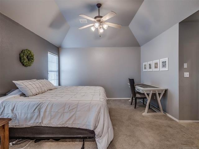 E 119th Ct N, Collinsville, OK 74021