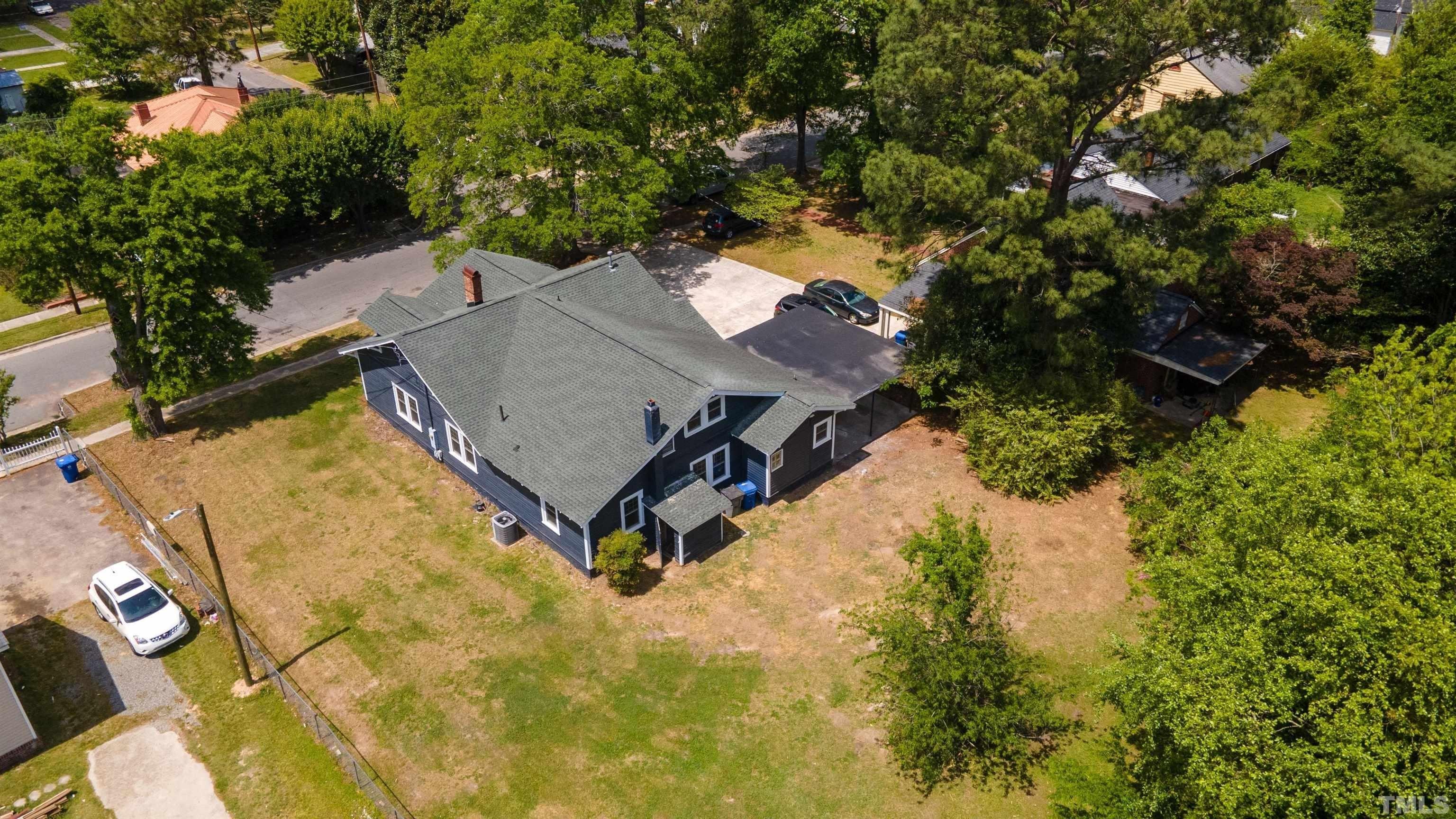 N Sumner St, Selma, NC 27576